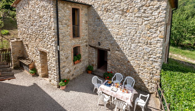 3 bedroom House in Montieri with swimming pool and garden - Photo 4