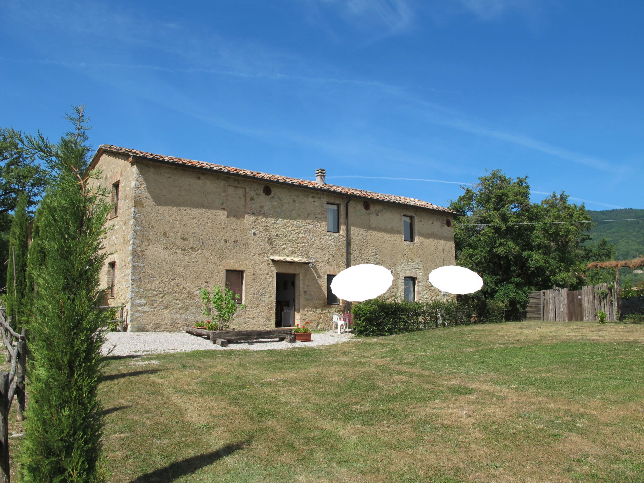 Foto 30 - Apartamento de 2 habitaciones en Montieri con piscina y jardín