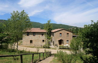 Foto 2 - Apartamento de 2 quartos em Montieri com piscina e jardim