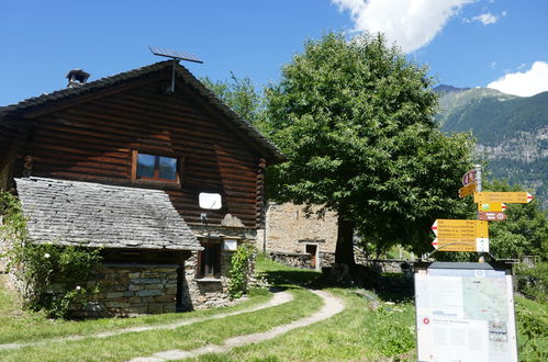 Foto 29 - Haus mit 1 Schlafzimmer in Serravalle mit garten und blick auf die berge