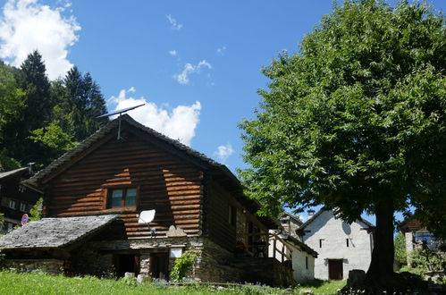 Photo 1 - Maison de 1 chambre à Serravalle avec jardin