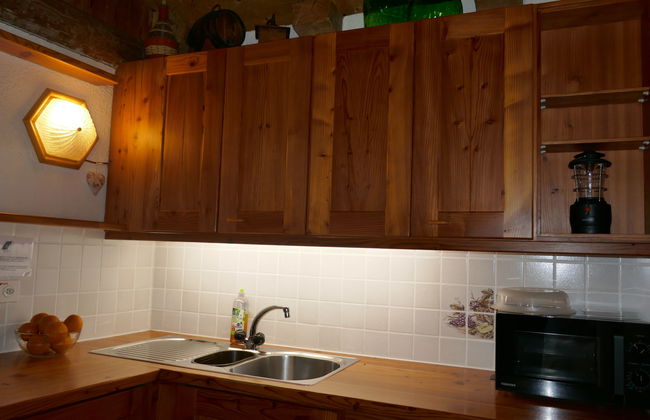 2 bedroom House in Serravalle with garden - Photo 11