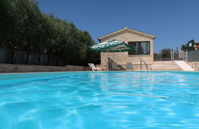 Casa de 2 quartos em Rogoznica com piscina e jardim - Foto 6