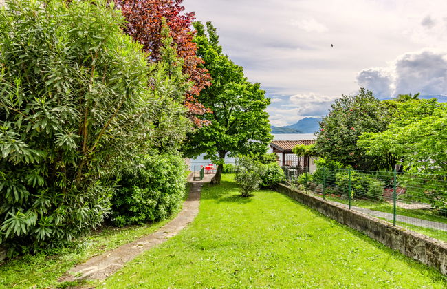 Apartamento de 2 quartos em Gera Lario com jardim e terraço - Foto 24