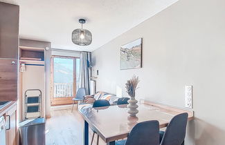 Photo 1 - 2 bedroom Apartment in Les Belleville