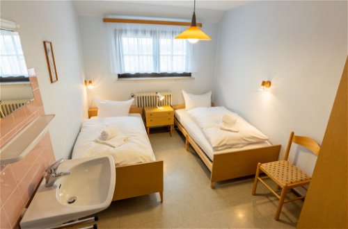 Foto 26 - Appartamento con 2 camere da letto a Löffingen con giardino e vista sulle montagne