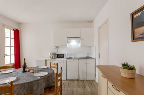 Foto 12 - Apartamento de 1 habitación en La Richardais con vistas al mar