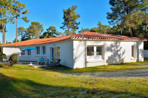 Foto 1 - Casa con 2 camere da letto a Saint-Hilaire-de-Riez con piscina e vista mare