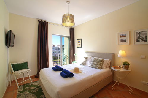 Foto 5 - Appartamento con 2 camere da letto a Loulé con piscina e vista mare