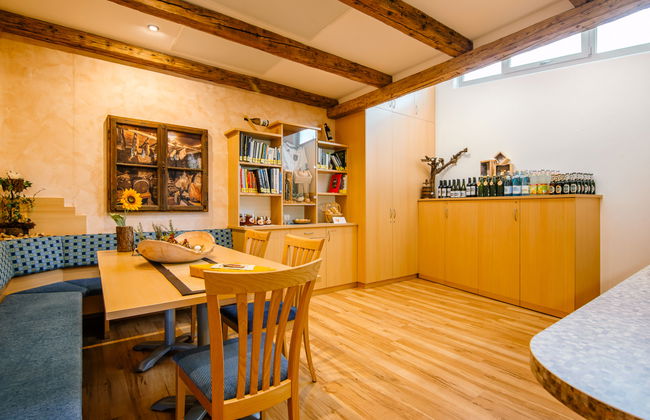 Apartamento de 2 quartos em Andriano com piscina e jardim - Foto 19