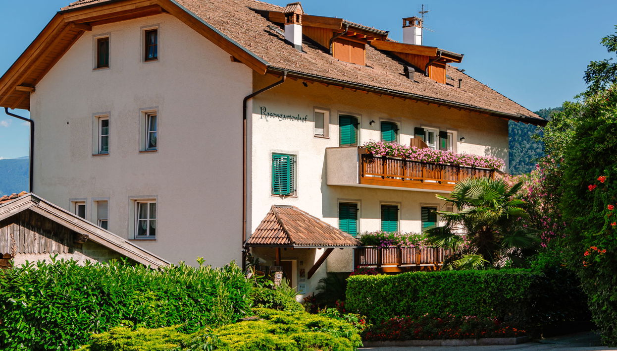 Apartamento de 3 quartos em Andriano com piscina e jardim - Foto 1