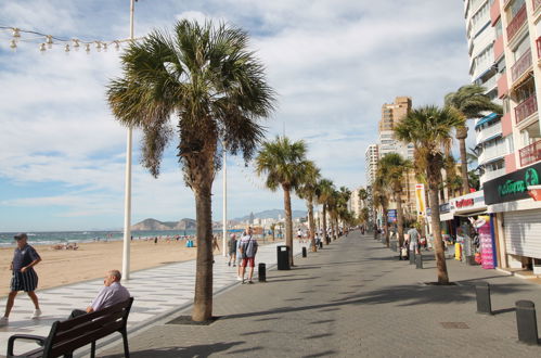 Foto 21 - Appartamento con 2 camere da letto a Benidorm con piscina privata e vista mare