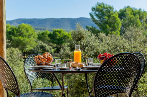 Foto 5 - Appartamento con 1 camera da letto a Saumane-de-Vaucluse con piscina e giardino