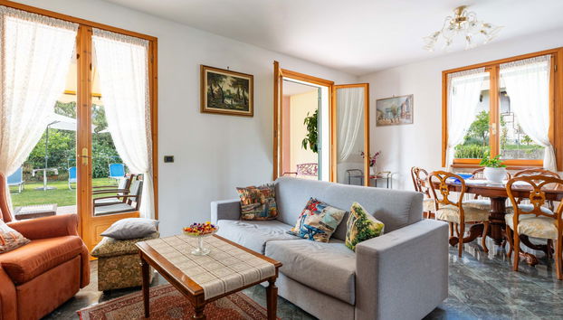 3 bedroom House in Diano Castello with garden and terrace - Photo 3