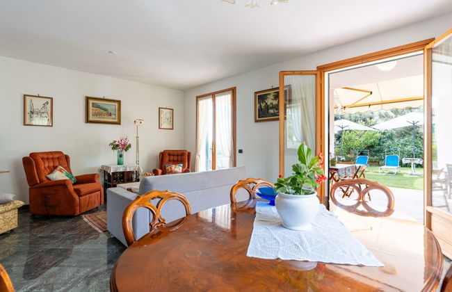 Casa de 3 quartos em Diano Castello com jardim e terraço - Foto 1