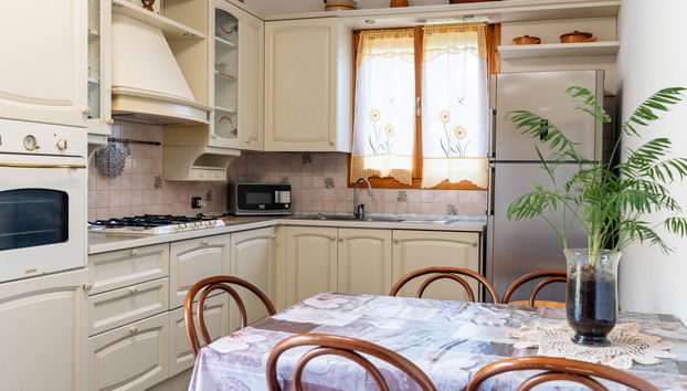 3 bedroom House in Diano Castello with garden and terrace - Photo 5