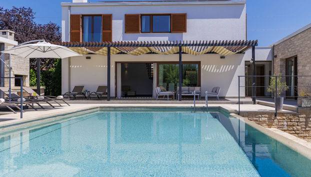 5 bedroom House in Sveti Petar u Šumi with private pool and garden - Photo 2