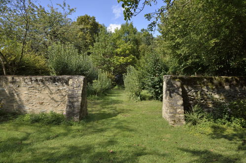 Foto 35 - Haus mit 7 Schlafzimmern in Thorigné-d'Anjou mit privater pool und garten