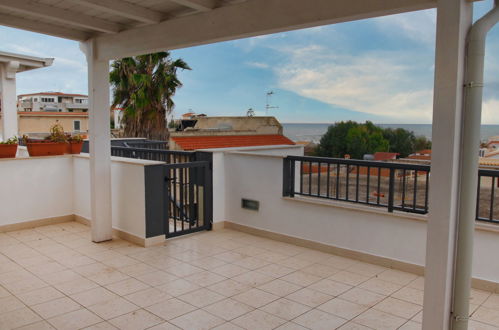 Foto 3 - Apartamento de 1 habitación en Scicli con terraza y vistas al mar