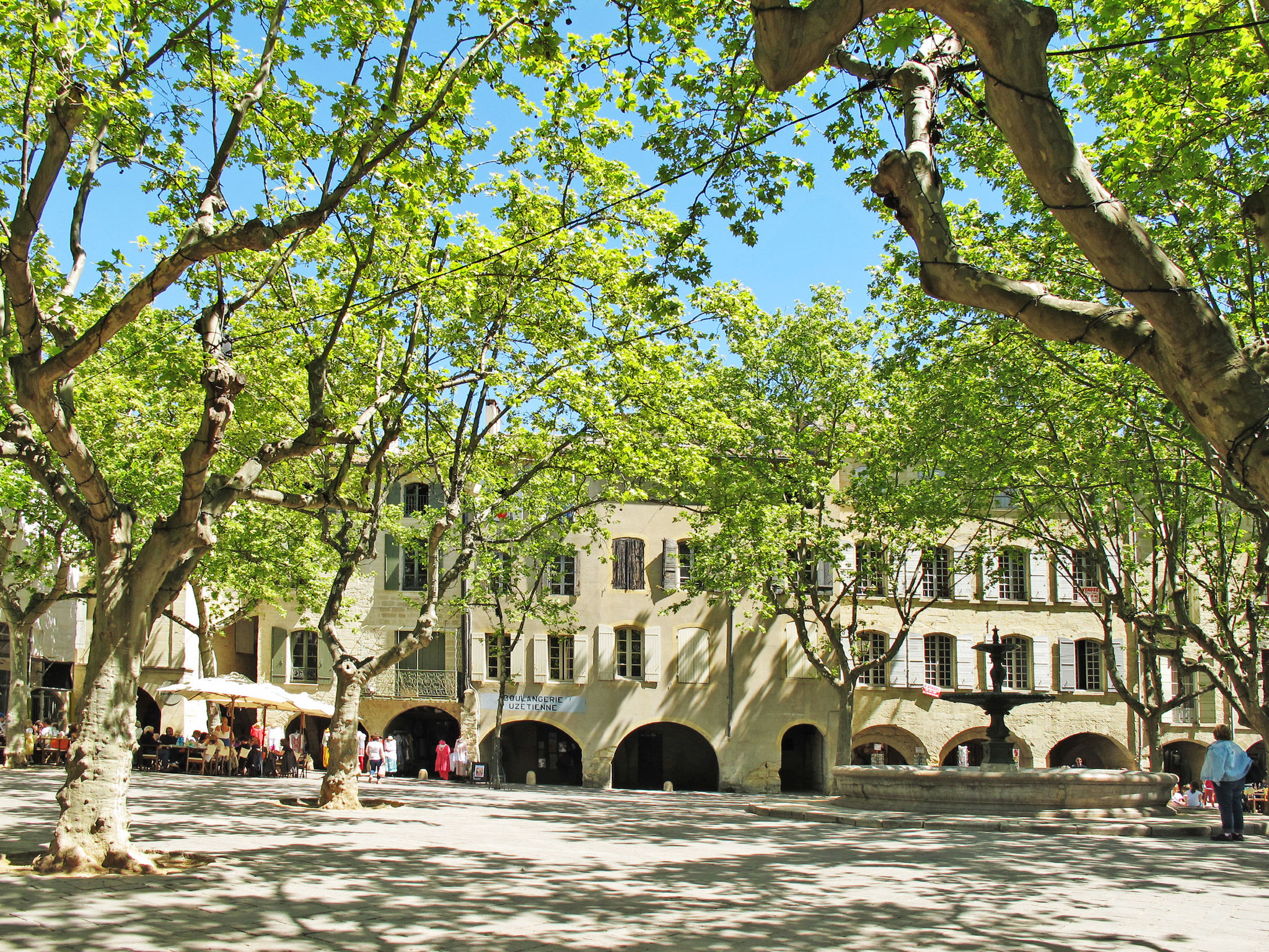 Foto 38 - Casa de 5 quartos em Uzès com piscina privada e jardim