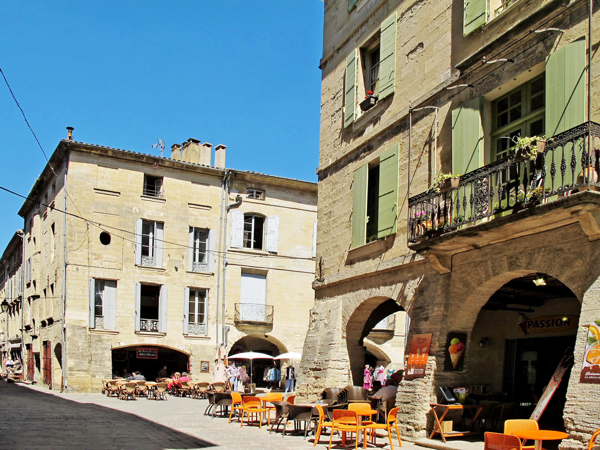 Foto 40 - Haus mit 5 Schlafzimmern in Uzès mit privater pool und garten