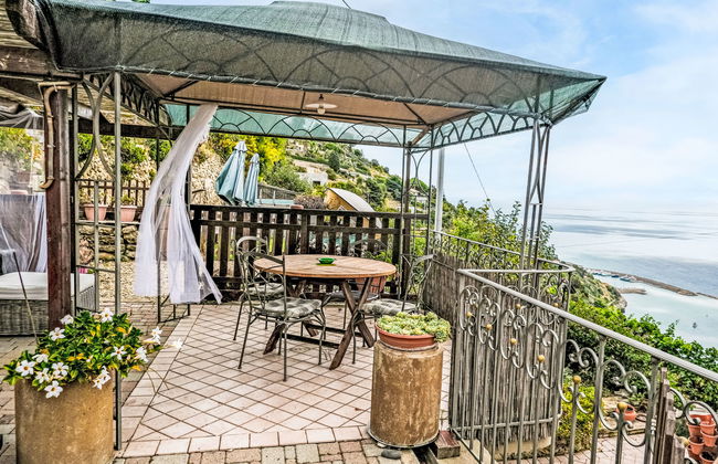 Apartamento de 2 quartos em Ventimiglia com piscina privada e jardim - Foto 24