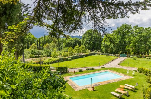 Foto 25 - Haus mit 2 Schlafzimmern in Montevarchi mit privater pool und garten