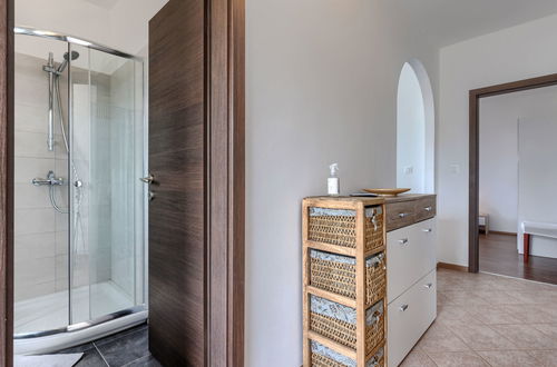 Foto 18 - Apartamento de 2 quartos em Novigrad com jardim e terraço