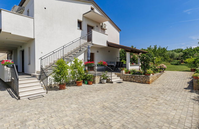 Apartamento de 3 quartos em Novigrad com jardim e terraço - Foto 25