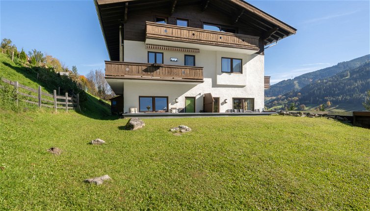 Photo 1 - 2 bedroom Apartment in Kaprun with garden and mountain view