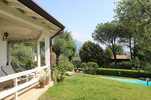 Foto 31 - Casa de 7 quartos em San Felice del Benaco com piscina privada e vista para a montanha