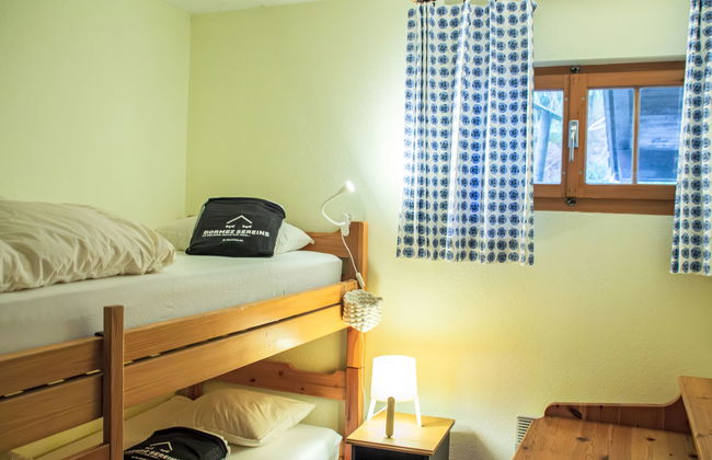 4 bedroom House in Gruyères with garden and terrace - Photo 8