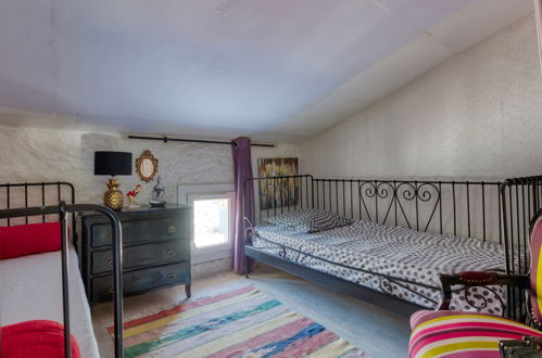 Foto 20 - Casa con 3 camere da letto a Naujac-sur-Mer con giardino e vista mare