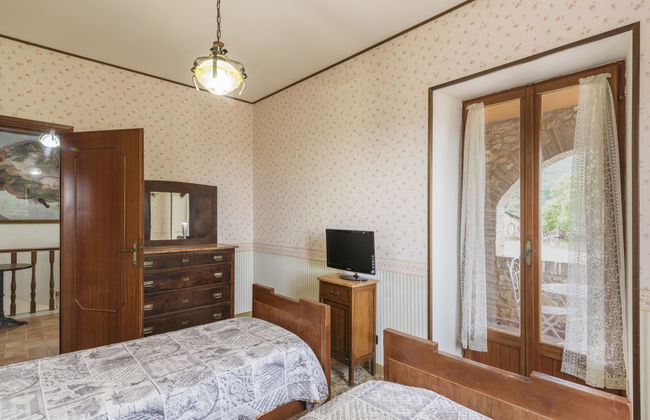 Casa de 4 quartos em Casperia com piscina privada e jardim - Foto 17