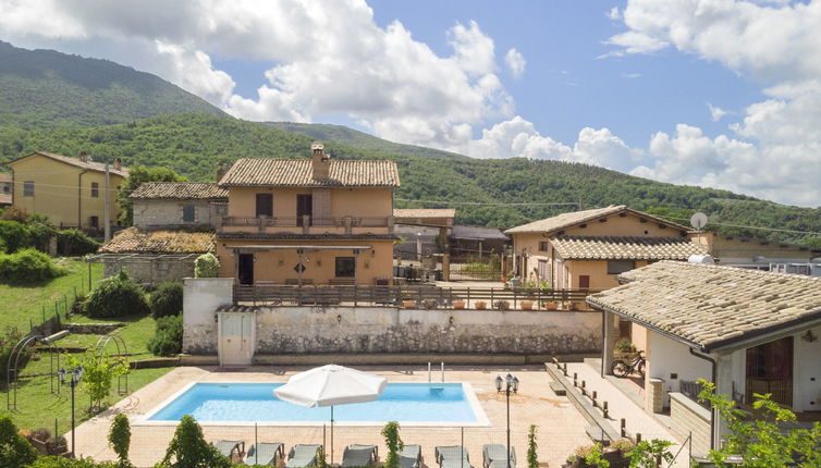 Photo 1 - Maison de 3 chambres à Casperia avec piscine privée et jardin