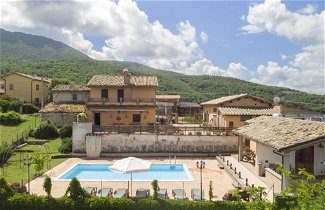 Foto 1 - Casa de 3 habitaciones en Casperia con piscina privada y terraza