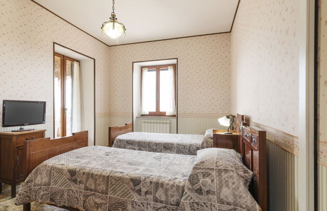 Casa de 4 quartos em Casperia com piscina privada e jardim - Foto 18