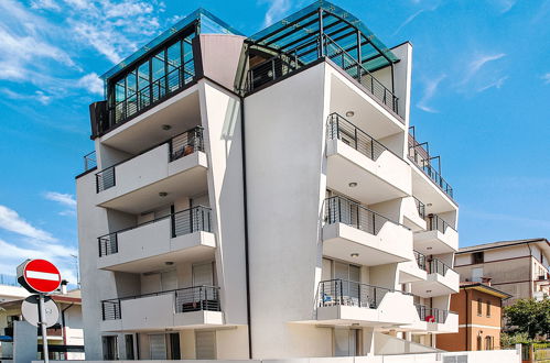 Photo 25 - Appartement de 2 chambres à Lignano Sabbiadoro avec terrasse