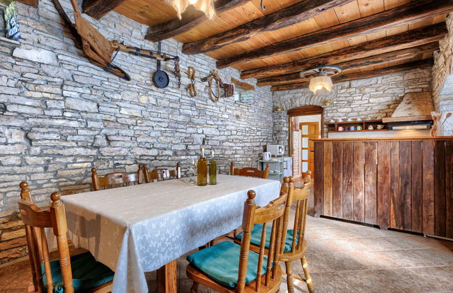 Casa de 2 quartos em Pazin com jardim e terraço - Foto 37