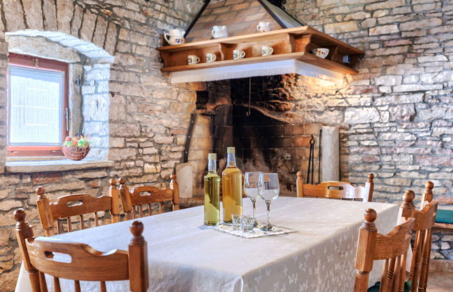 Casa de 2 quartos em Pazin com jardim e terraço - Foto 6