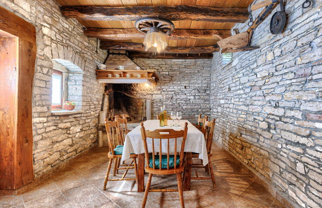 Casa de 2 quartos em Pazin com jardim e terraço - Foto 16