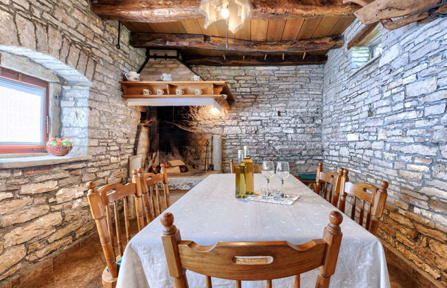 Casa de 2 quartos em Pazin com jardim e terraço - Foto 15