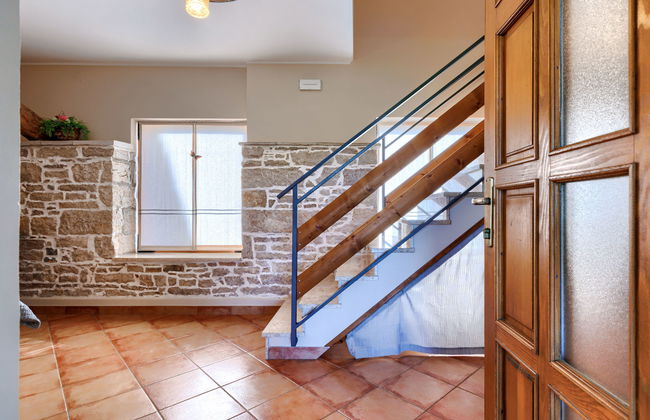 Casa de 2 quartos em Pazin com jardim e terraço - Foto 17
