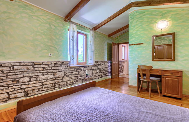 Casa de 2 quartos em Pazin com jardim e terraço - Foto 18