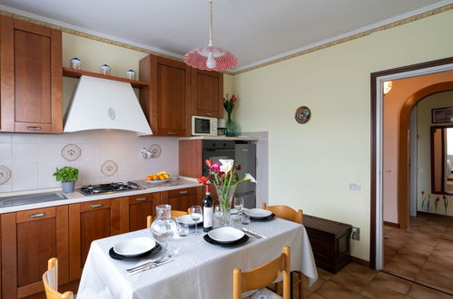 Photo 5 - 2 bedroom Apartment in Dolcedo with swimming pool and garden