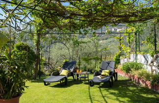 Photo 2 - 2 bedroom Apartment in Dolcedo with swimming pool and garden