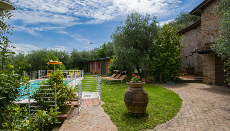 Foto 1 - Casa con 5 camere da letto a Montecatini Terme con piscina privata e giardino