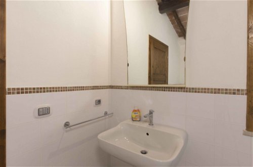 Foto 39 - Haus mit 5 Schlafzimmern in Montecatini Terme mit privater pool und garten
