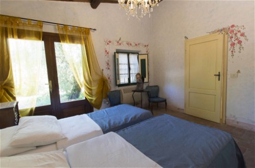 Foto 16 - Casa con 5 camere da letto a Montecatini Terme con piscina privata e giardino