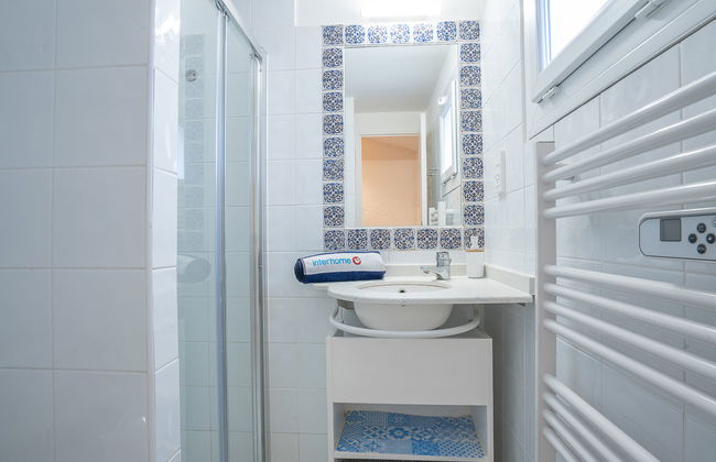 Apartamento de 2 quartos em Saint-Raphaël com piscina e terraço - Foto 11